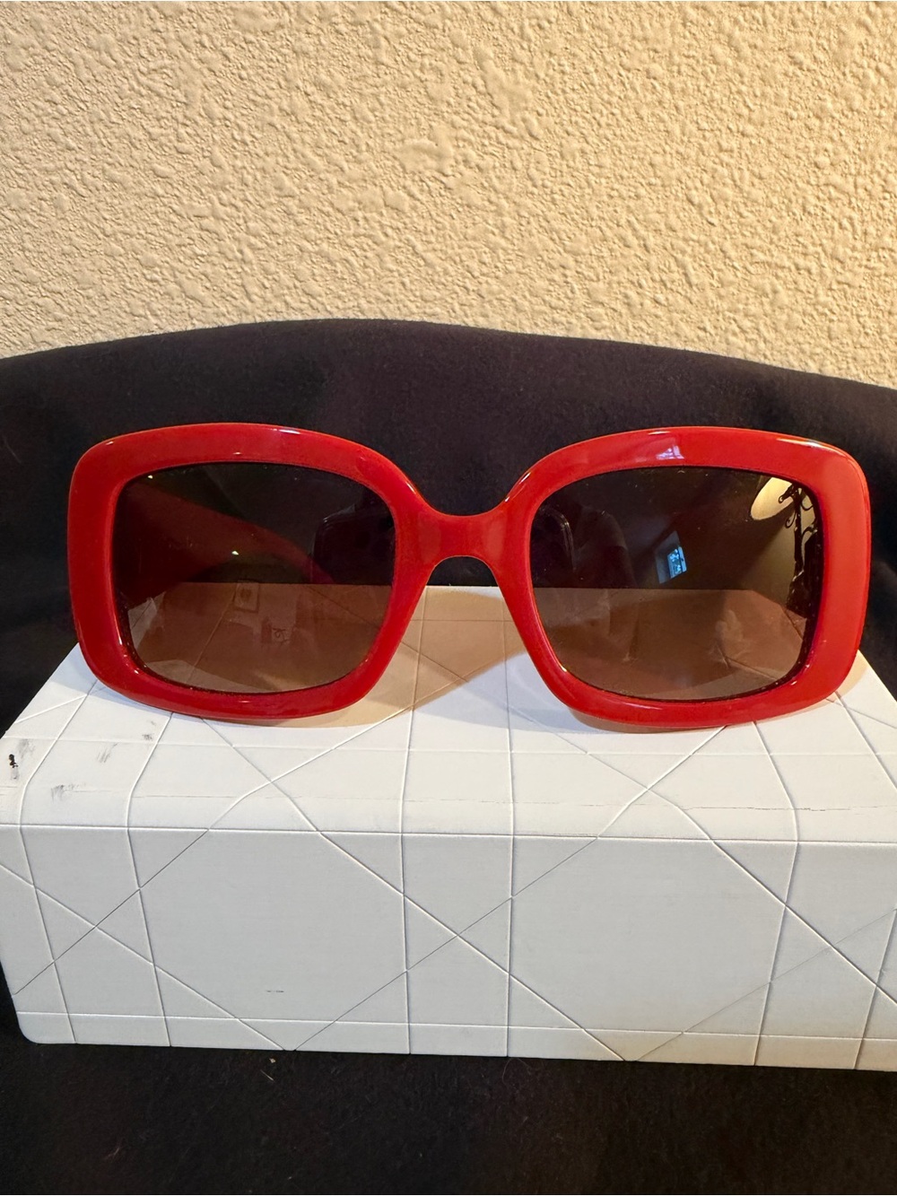 Dior Red Square Women's Sunglasses - Picture 8 of 13